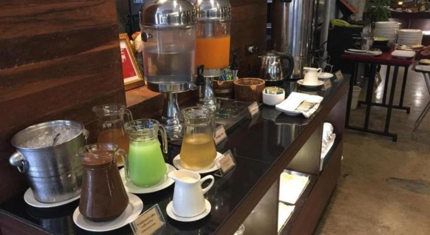 Klim Hotel Buriram Bagian luar foto