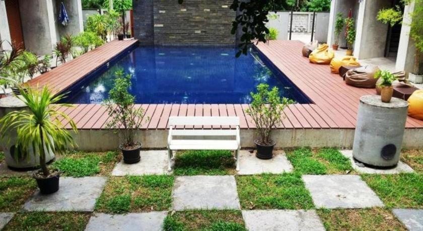 Klim Hotel Buriram Bagian luar foto