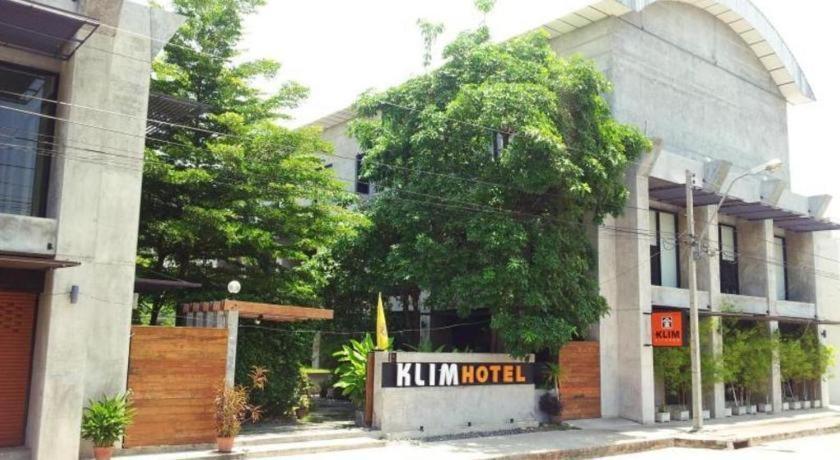 Klim Hotel Buriram Bagian luar foto