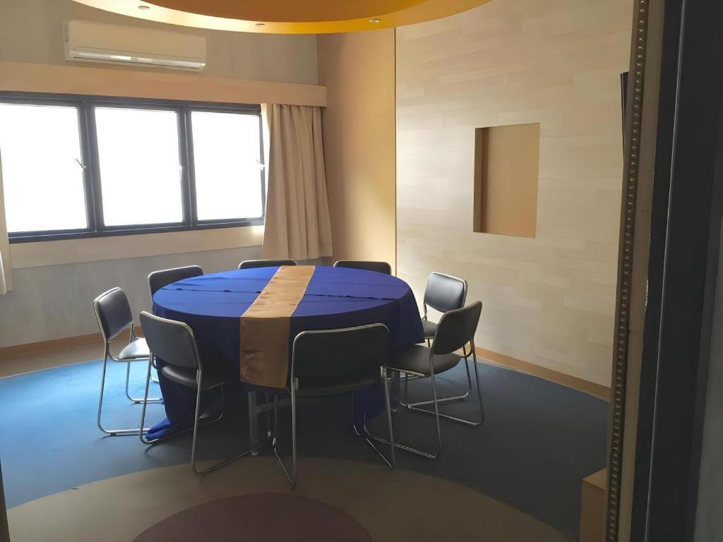 Klim Hotel Buriram Bagian luar foto